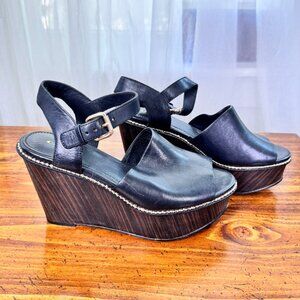 VINTAGE COACH Black and Brown Wood Style Wedge Heel 7.5